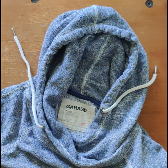 Sweater - Picture 2 of 4